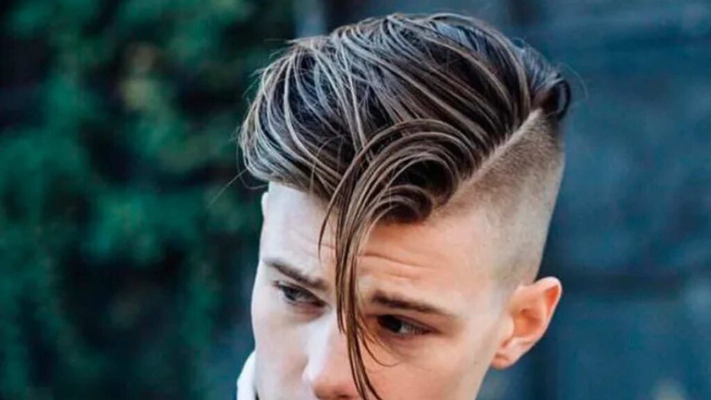 messy hairstyles for men
